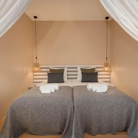 Confluentia H&a - Luxury Xiii Century Loft House Chalet *